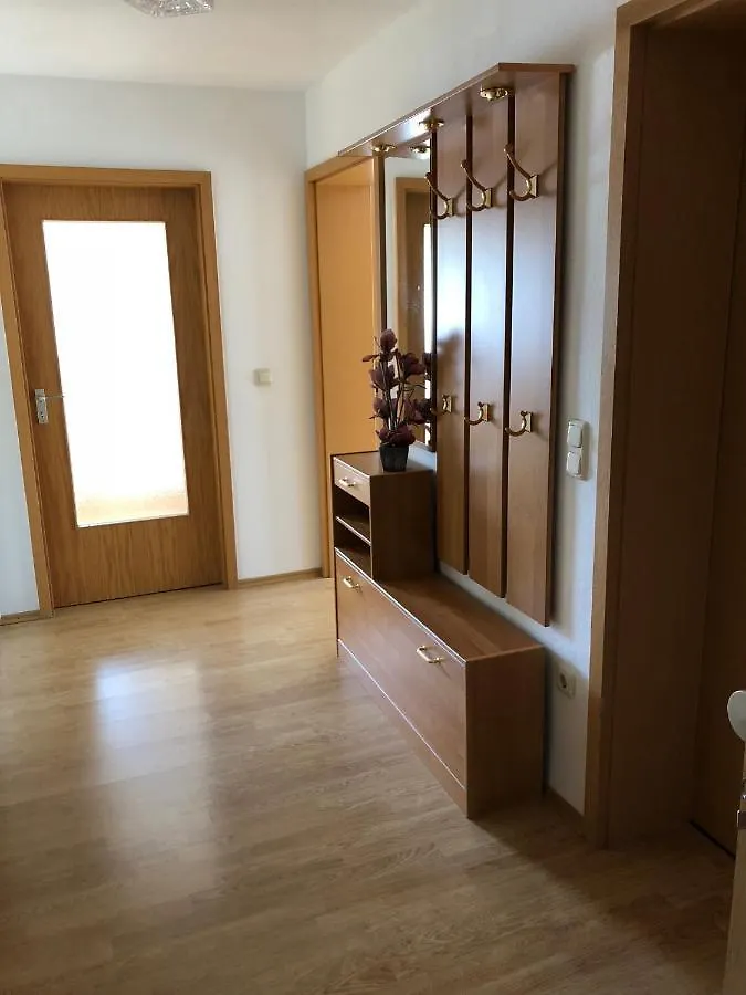 2 Zimmer Wohnung Mit Balkon - Naehe Messe Haar  Haar (Munich)